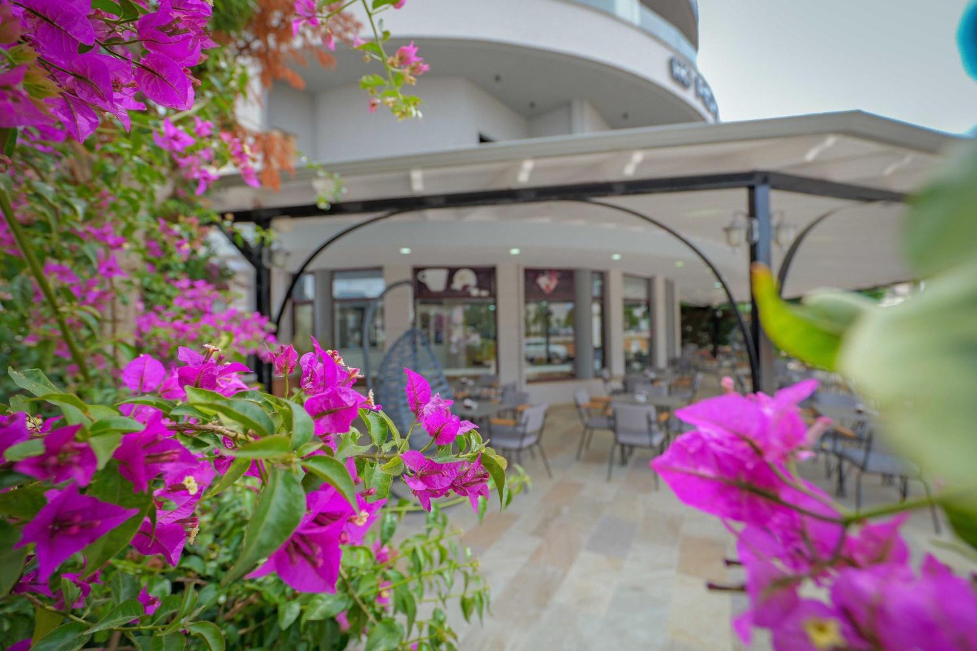 Hotel Kroi Ksamil Exterior photo